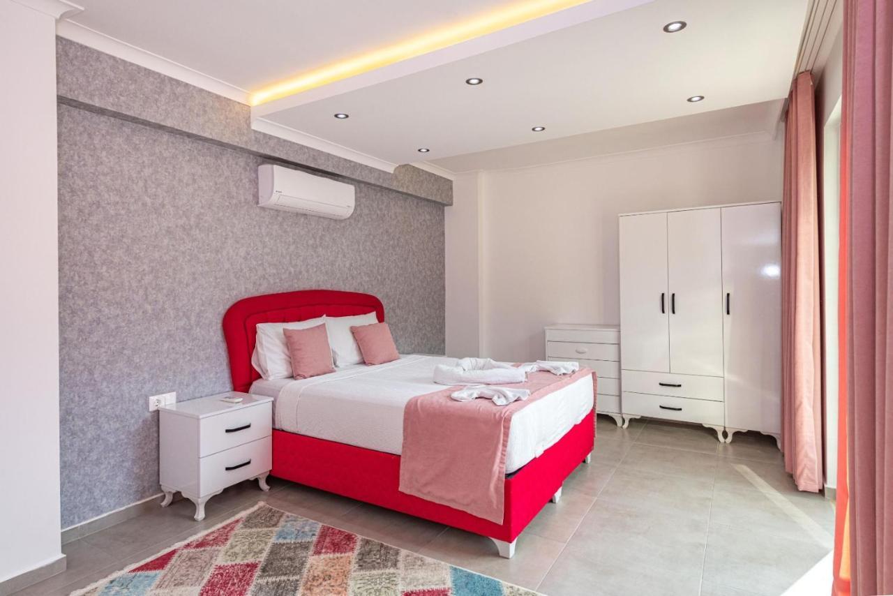 4 Bedroom Holiday Villa In Hisaroenue Oeluedeniz- Gold Rose Fethiye Exterior foto