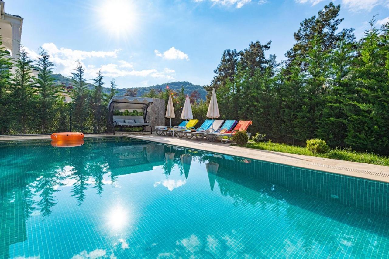 4 Bedroom Holiday Villa In Hisaroenue Oeluedeniz- Gold Rose Fethiye Exterior foto