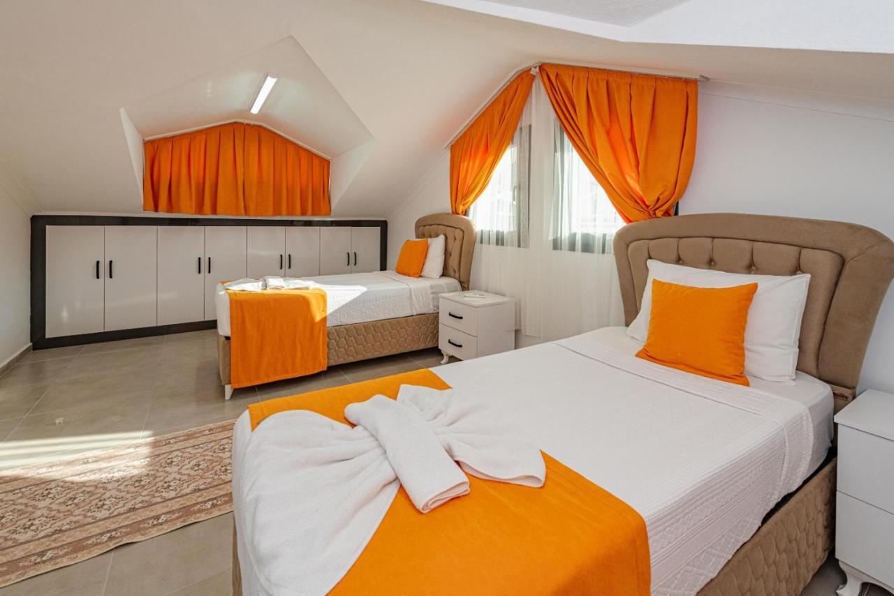 4 Bedroom Holiday Villa In Hisaroenue Oeluedeniz- Gold Rose Fethiye Exterior foto